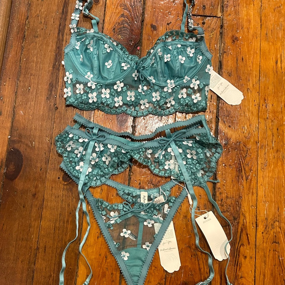 For Love and Lemons Lingerie Set Daisy Lace